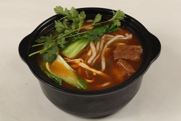 砂鍋排骨土豆粉